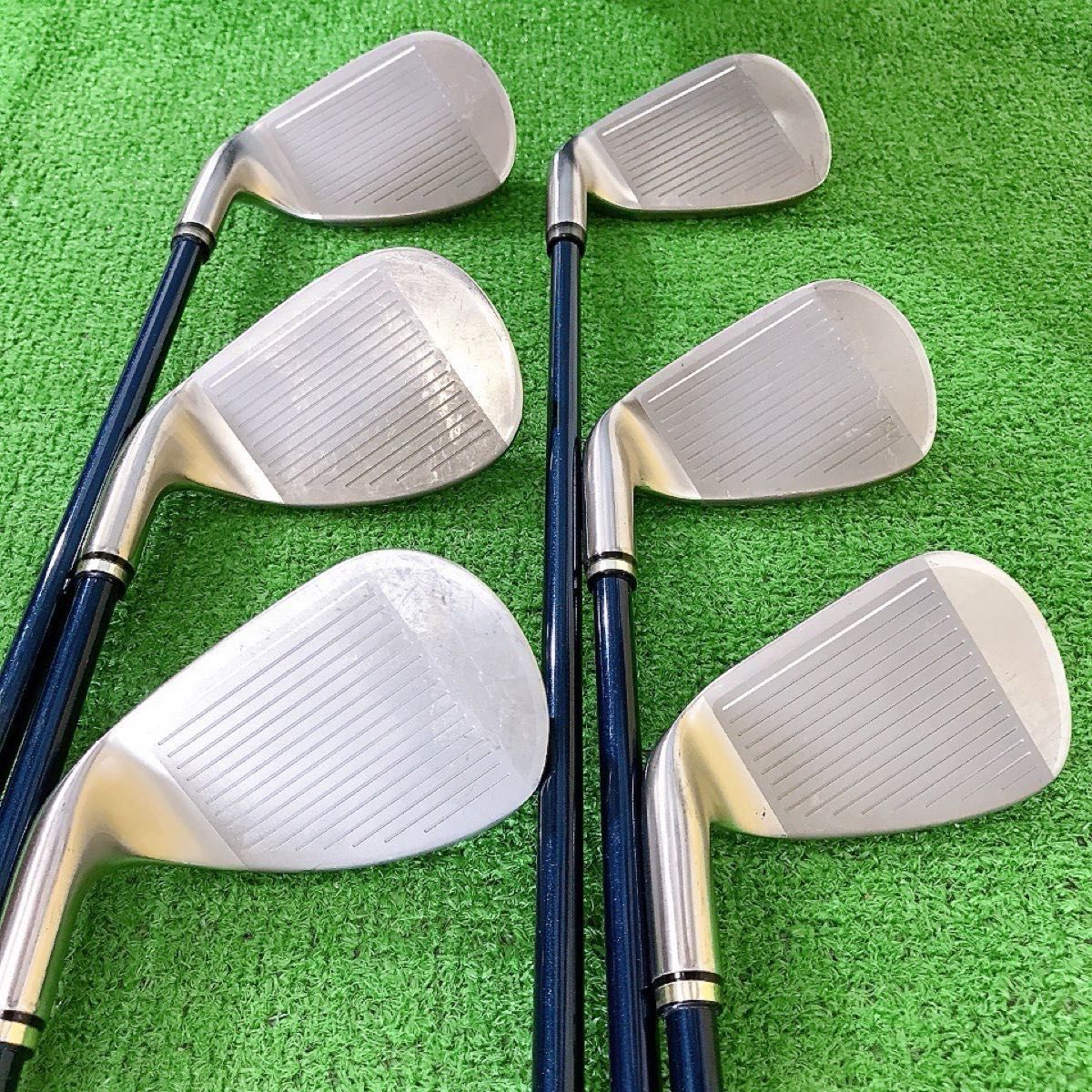 ツ04☆希少RED☆ゼクシオ 6本レディースアイアンセット XXIOMP400L