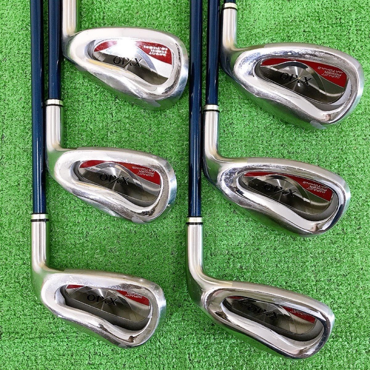 ツ04☆希少RED☆ゼクシオ 6本レディースアイアンセット XXIOMP400L
