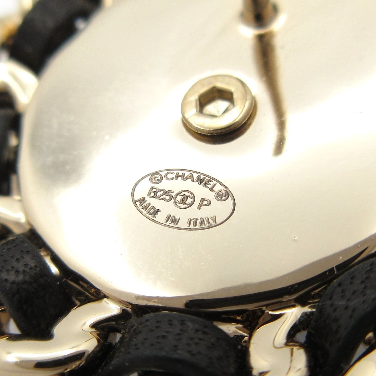 レザー ゴールド