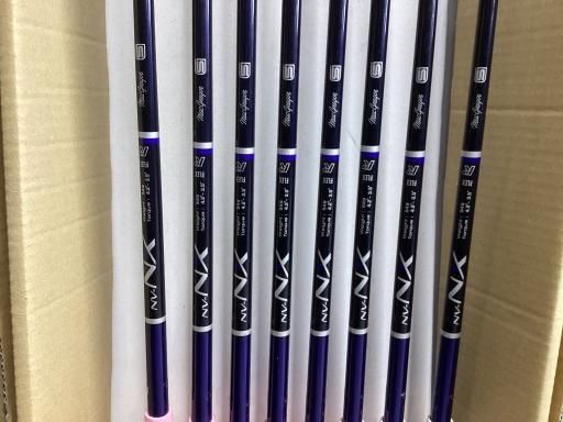 【】 マグレガー MACTEC NV-NXR 8S アイアンセット IR トリプルアクション (フレックスR) メンズ 男性用 右利き 右用 Dランク ゴルフクラブ