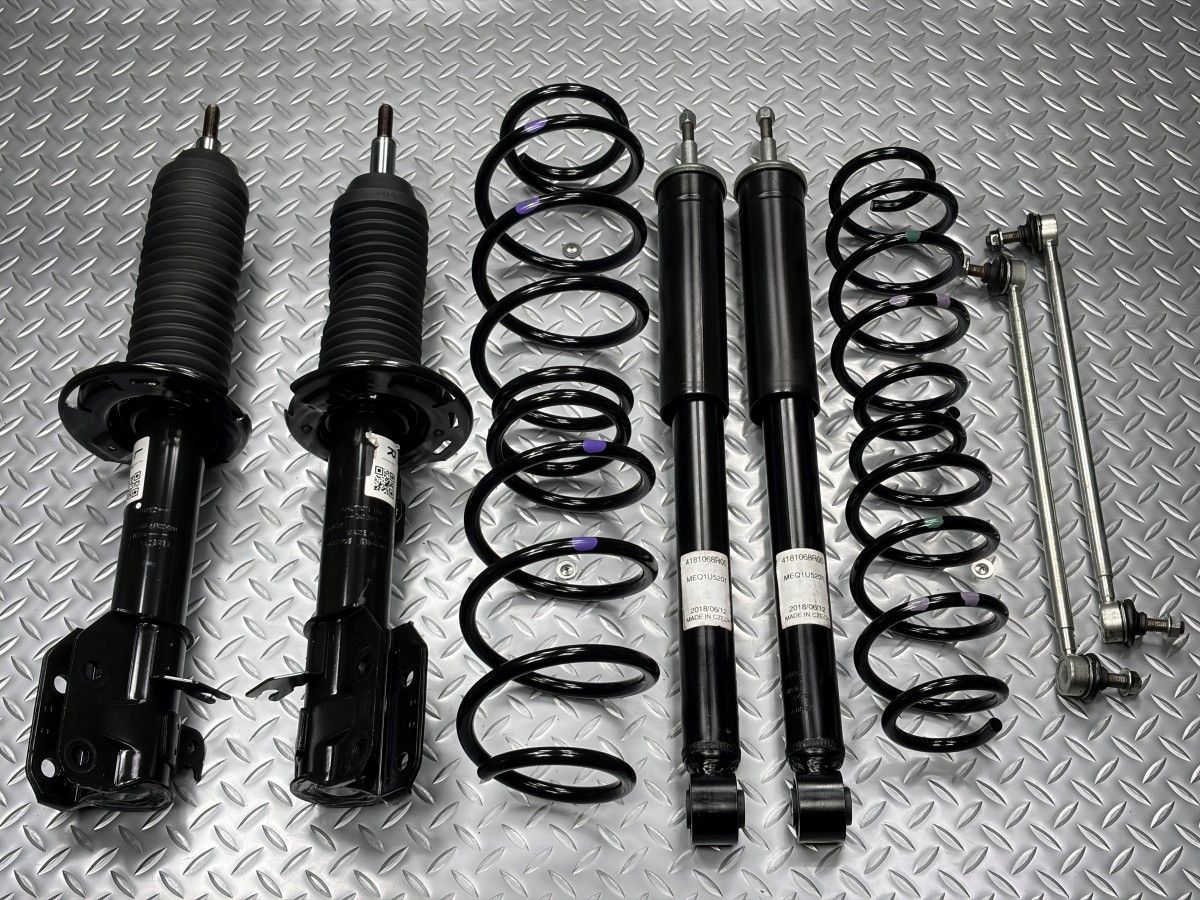 ZC 33 S スイフトスポーツ サスキット 品番41601 68 R 00 000 41602 スイスポ ショックアブソーバー