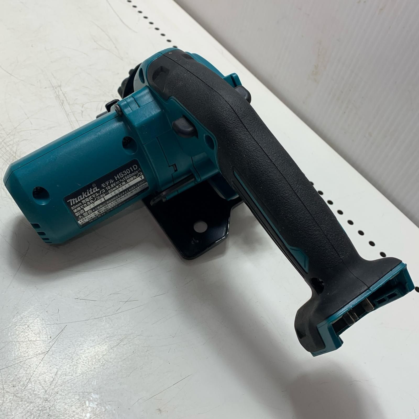 MAKITA マキタ 85mm 充電式マルノコ HS301D