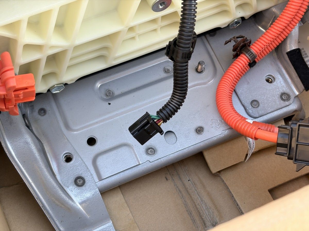 【ジャンク】ハイブリッドバッテリー アクア NHP10 G9280-52031 送料無料【走行距離106,824km】NHP10 トヨタ アクア 純正 ハイブリッド