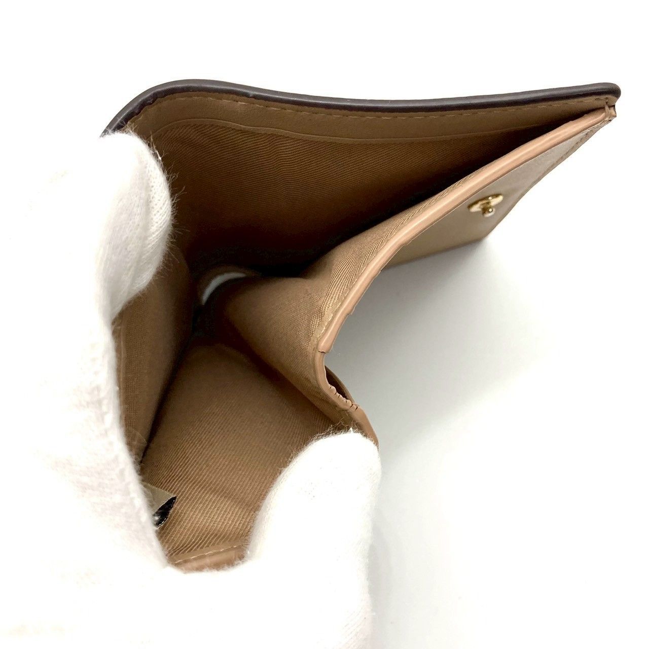 折り財布 レザー