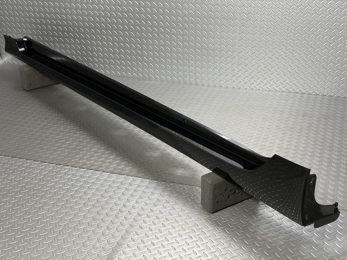 送料無料50系 プリウス 純正 ショップ サイドステップ左 黒/218