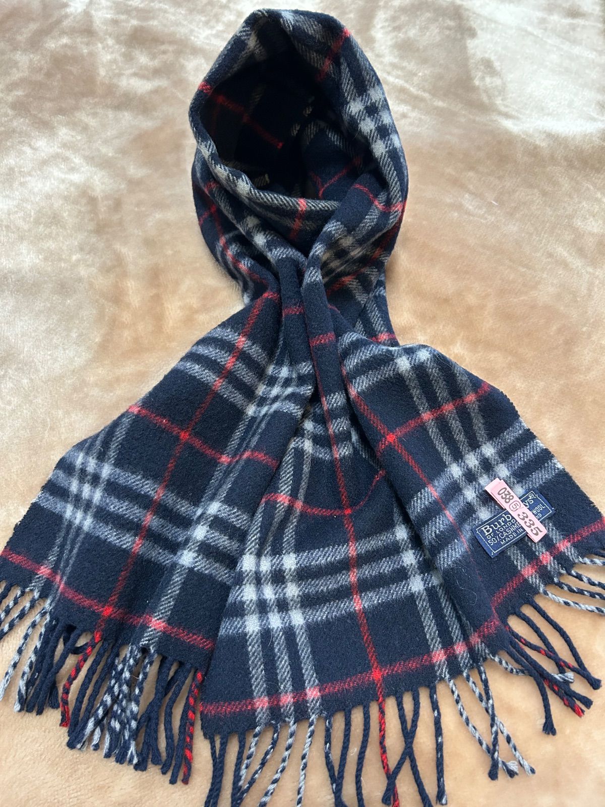 バーバリーBURBERRYマフラーストールショールスカーフネイビー紺色系ダークブルー青色系ノバチェックカシミヤカシミア50％ウール50％イングランド製イギリス製 英国製レディース女性用婦人ウィメンズwomen’sメンズmen’s男性用紳士 ユニセックス男女兼用