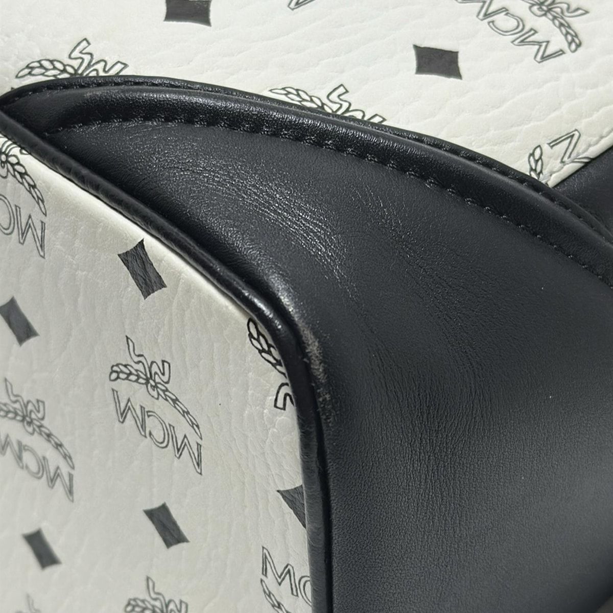  MCM エムシーエム リュックサック デューク ビセトス 白×黒 リュック バックパック バッグ