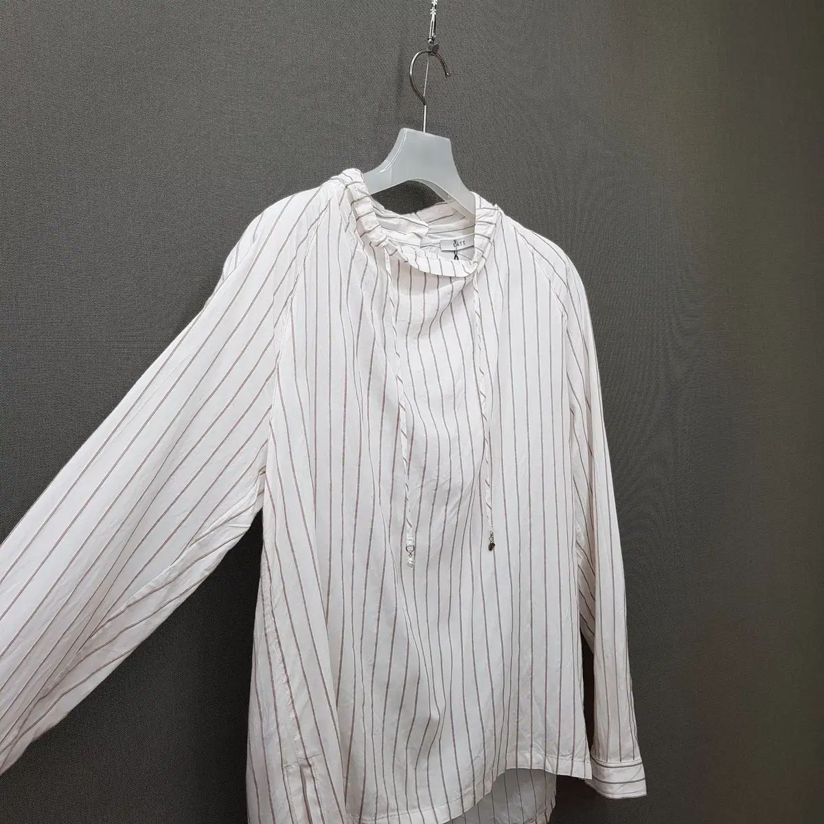 シャーリング ブラウス