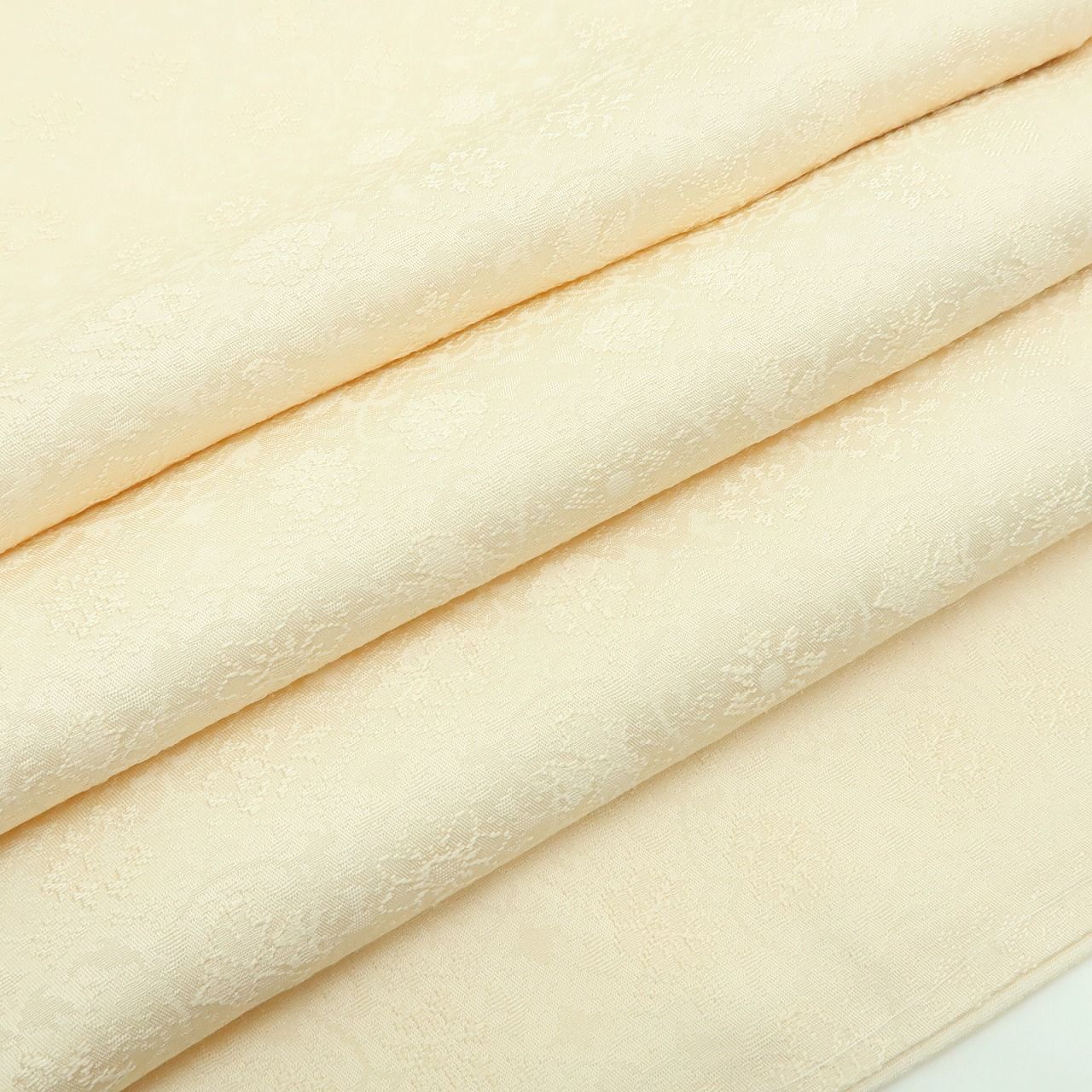  百華 Y 3985 正絹 縫い一つ紋 仕付け糸付 唐花 色無地 色無地 着物