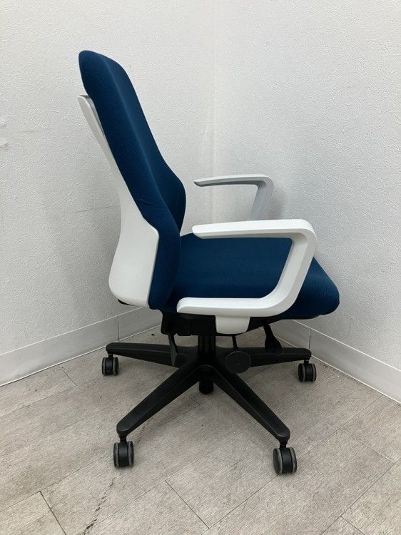 コクヨ 固定肘付グーフォチェア