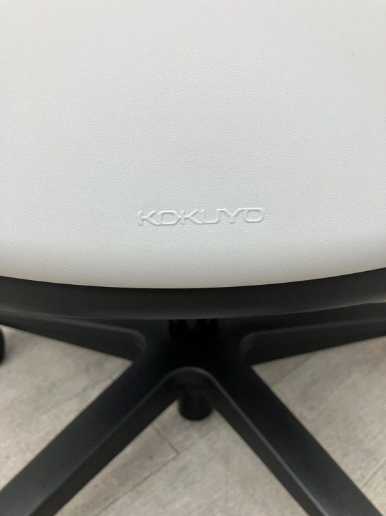 固定肘付グーフォチェア CR