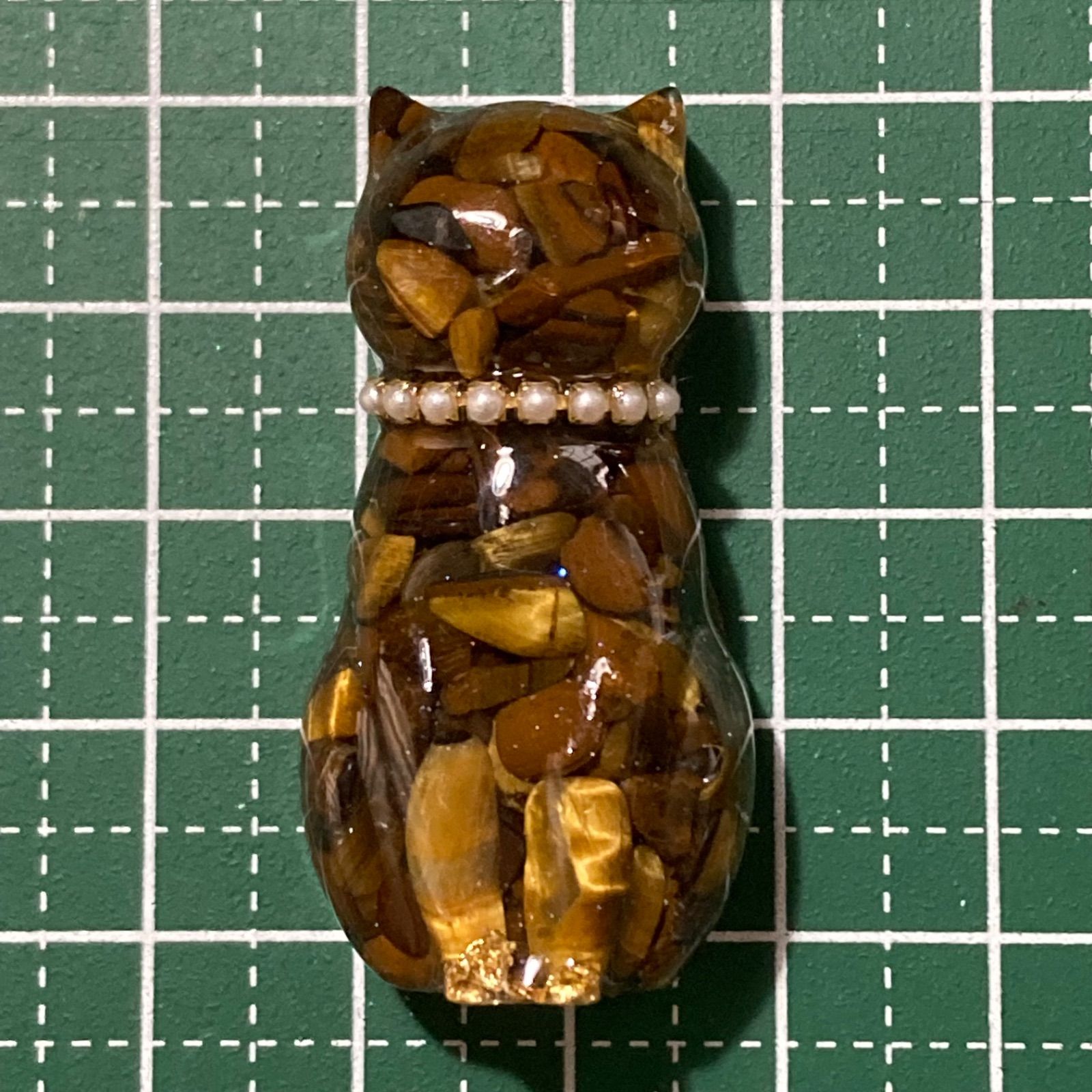 レジンオルゴナイト🍀お座りねこちゃん🍀オルゴナイト - メルカリ