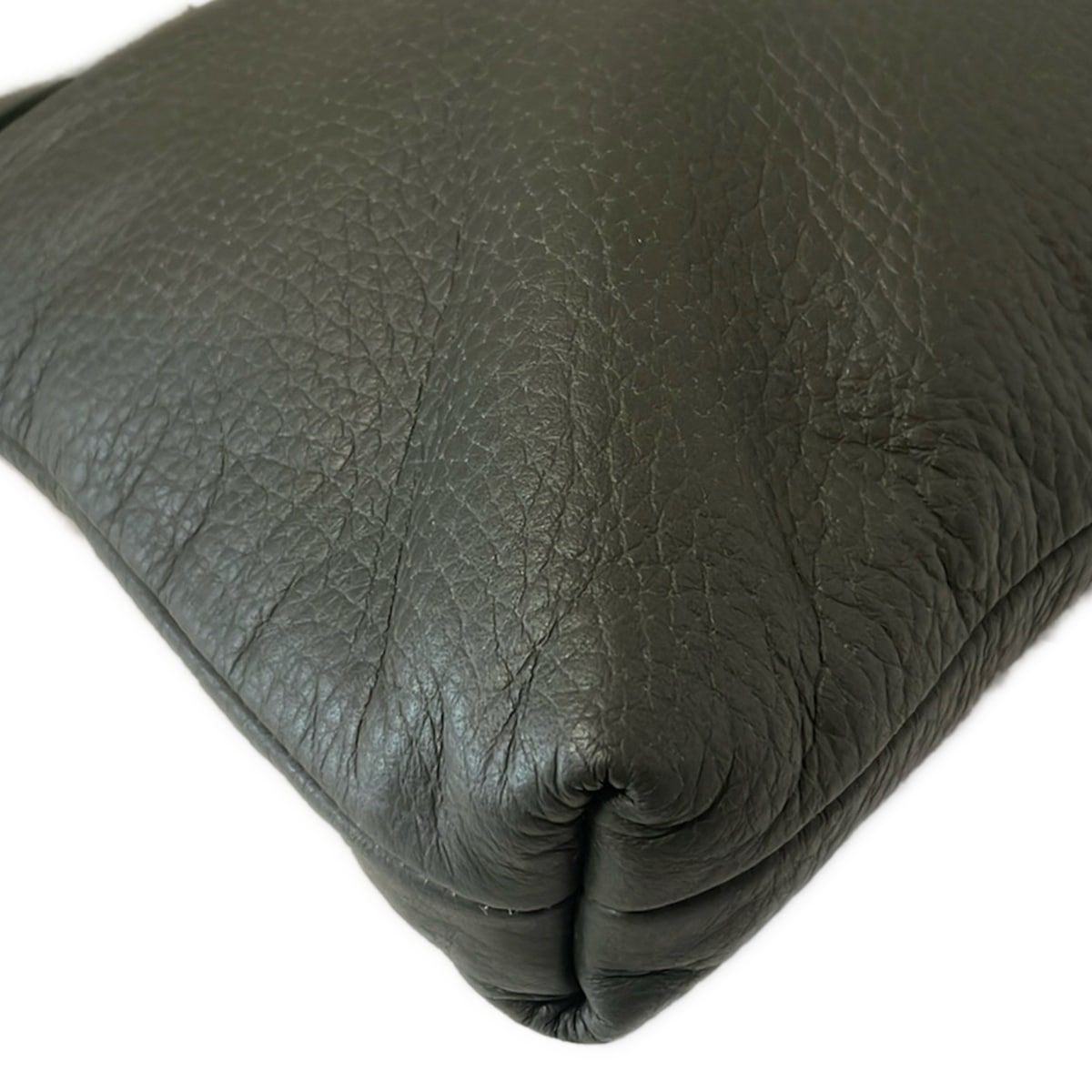 BOTTEGA VENETA(ボッテガヴェネタ) ショルダーバッグ - カーキ レザー