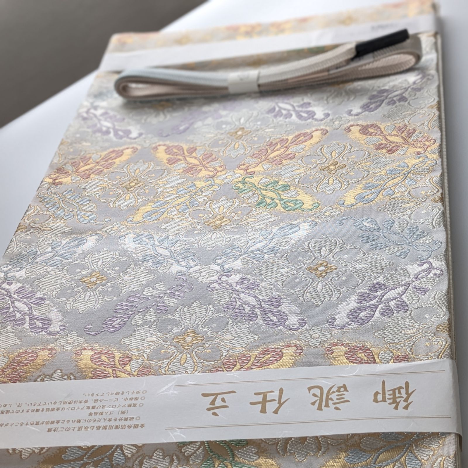 シュトラウス衣正絹西陣織大光謹製七宝文様豪華袋帯宇崎竜童さんの奥様