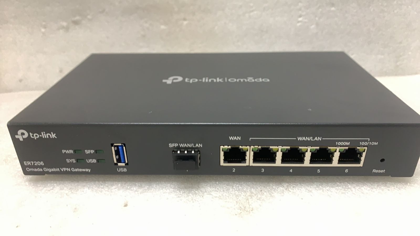 TP Link ER 7206 Omada ギガビットVPNルーター 524226