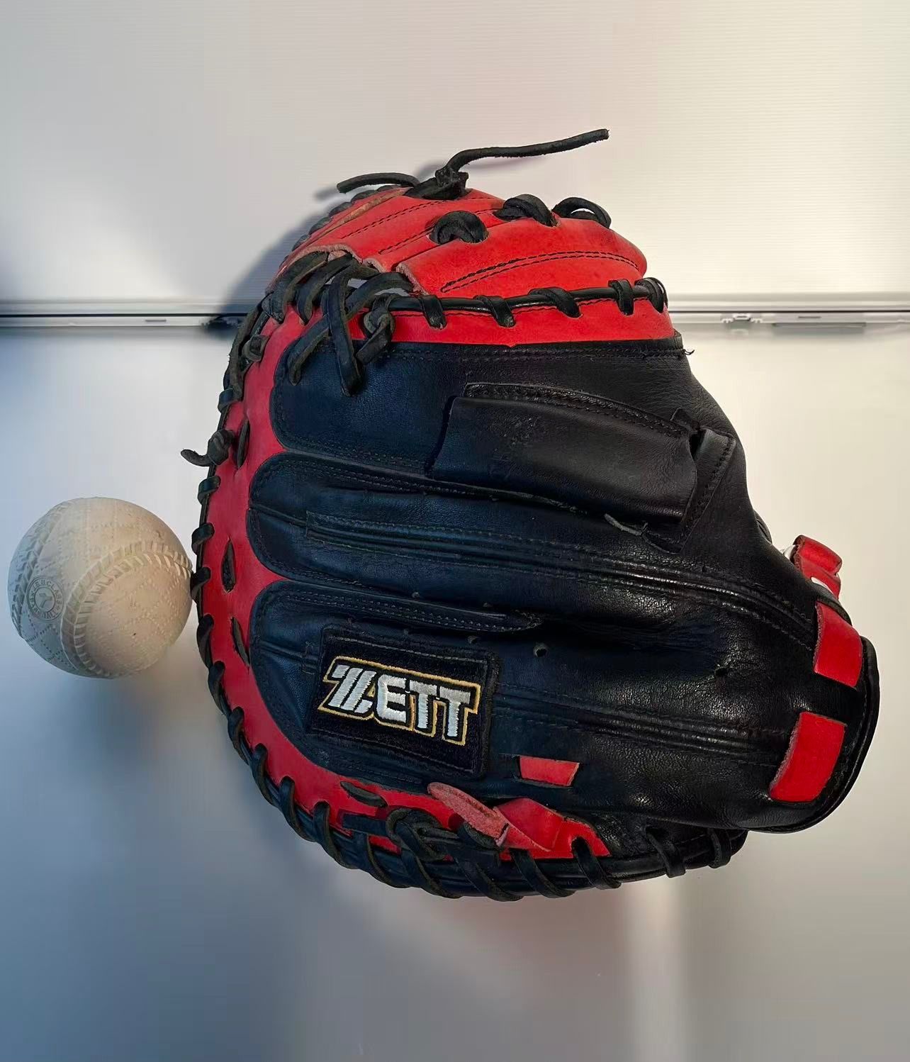 【希少・絶版】　ZETT ゼット　軟式一般　キャッチャーミット　矢野モデル 希少 ZETTキャッチャーミット軟式用/矢野モデル 野球ボール 軟式 付き