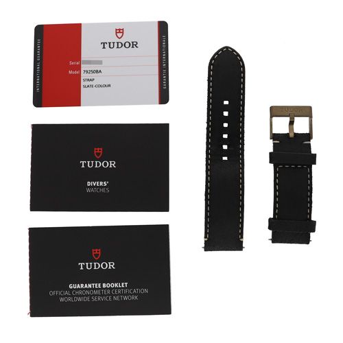 ブラック ナイロン