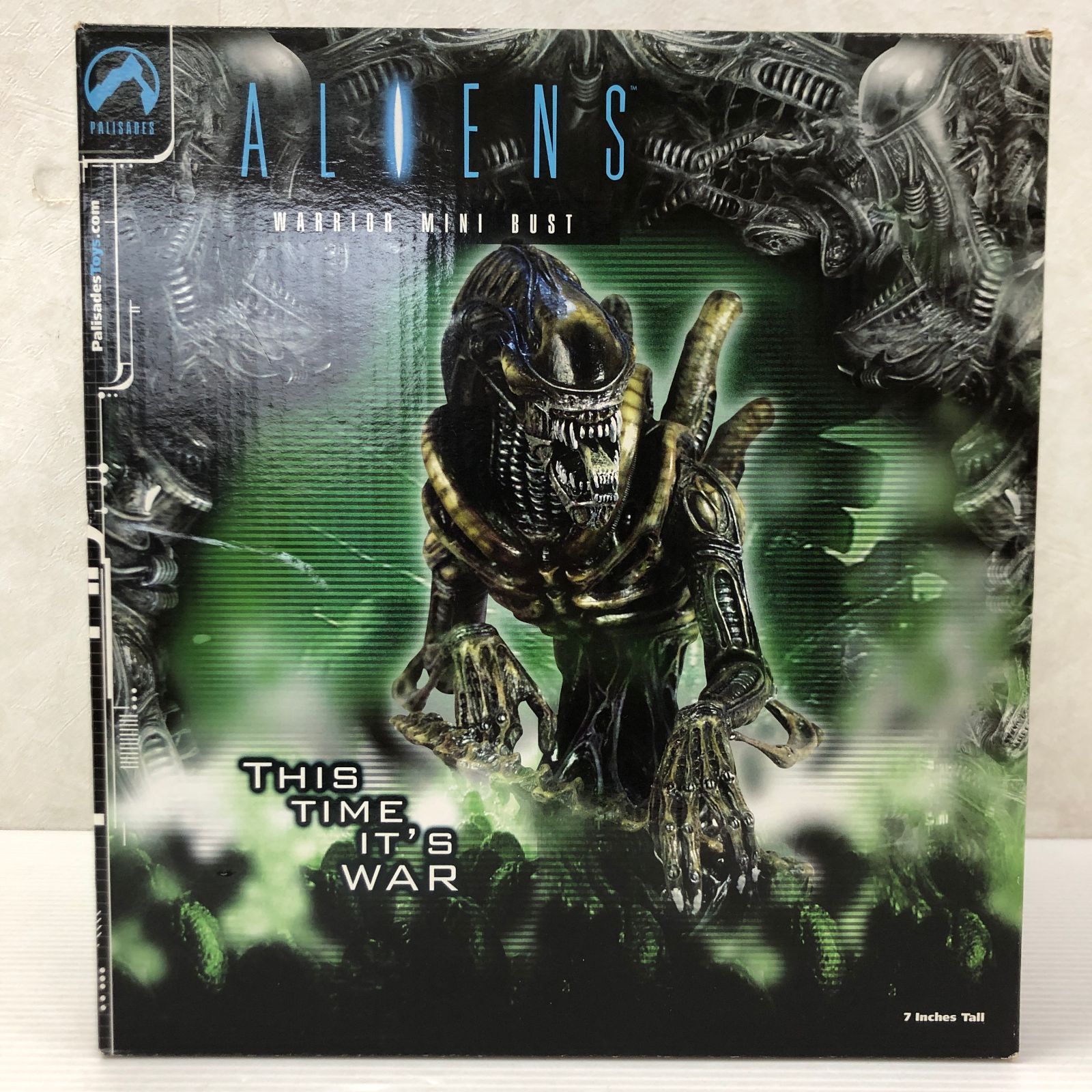 パリセイズ フィギュア エイリアン エイリアンウォーリアー ミニバスト 6000個 品 箱ダメージあり 品 smtketc092171