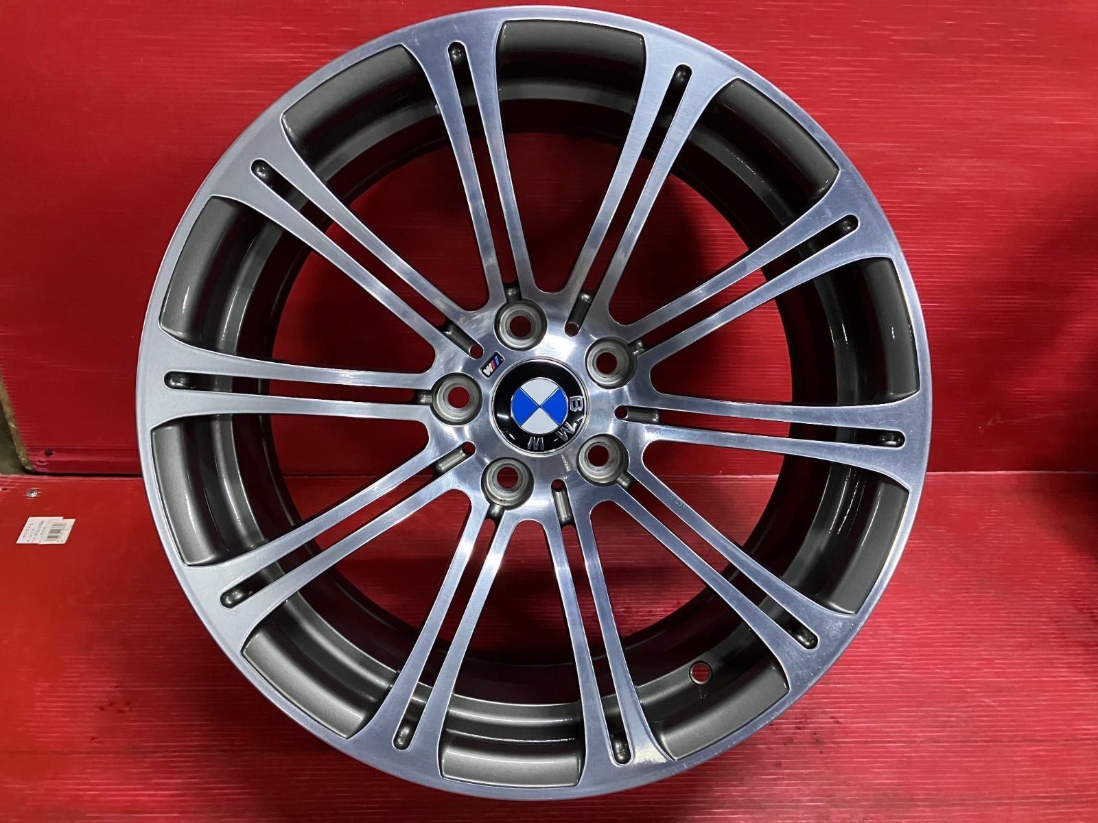 ホイール 19 x 8 5 29 9 23 120 H hub 72 mm BMW E 92 M 3後期 4本SET