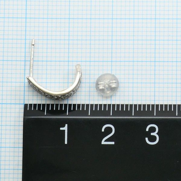 K 18 WG ピアス pierced earrings ダイヤ 0.15 ×2 総重量約1.9 g