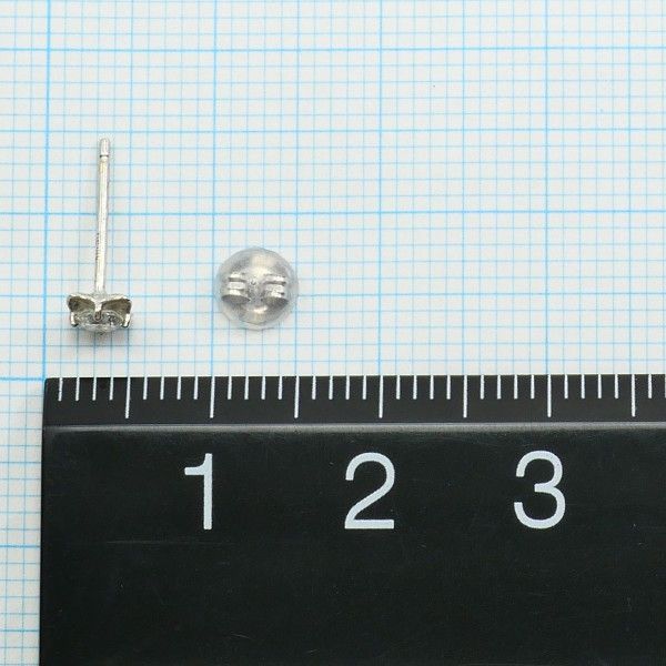  K 18 WG ピアス pierced earrings ダイヤ 0.09 ×2 総重量約0.5 g その他 アクセサリー