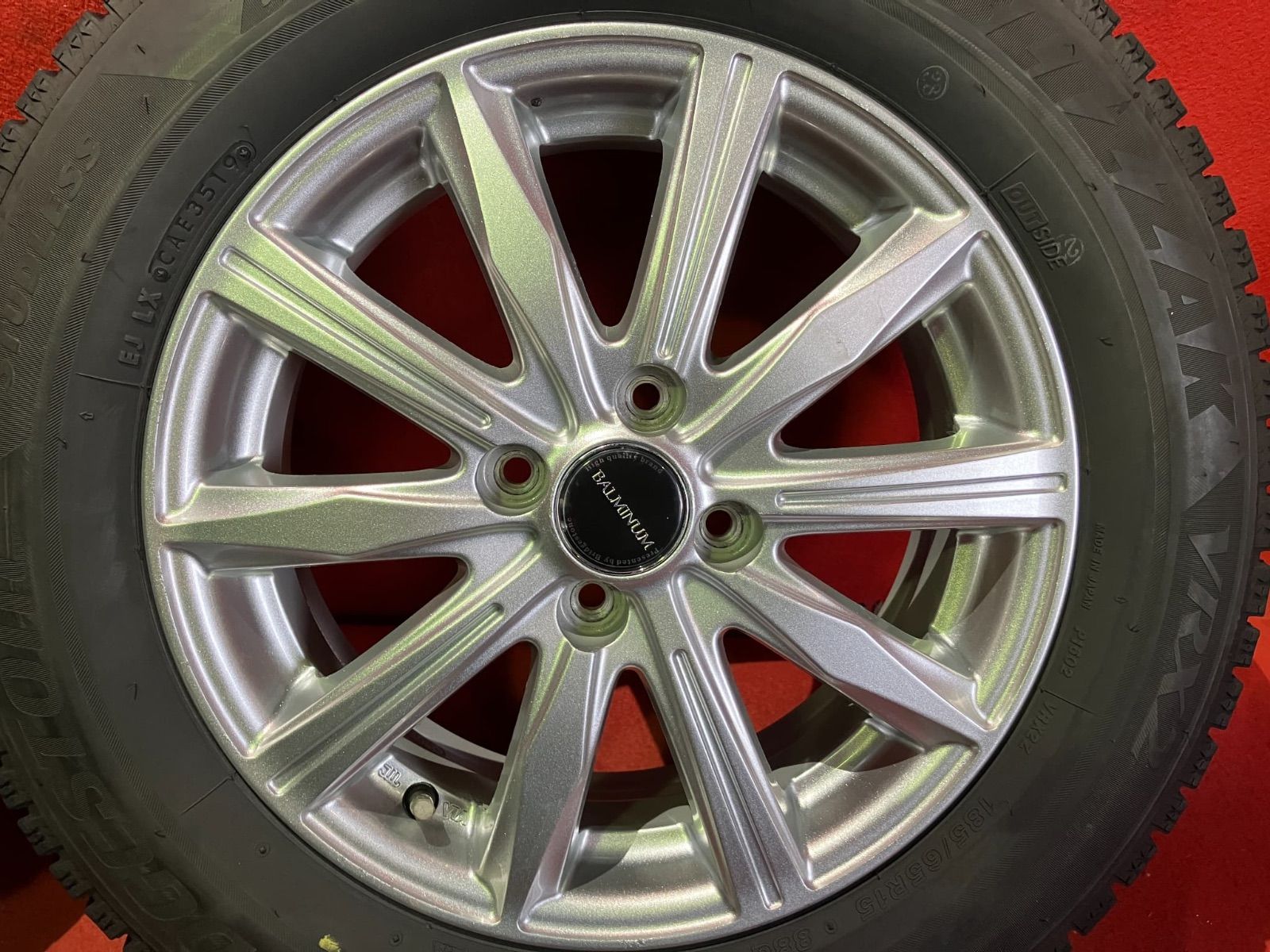 スタッドレスタイヤホイールセット 185 65 R 15 VRX 2 x 5 42 100 4 H 社外 バルミナ 4本SET