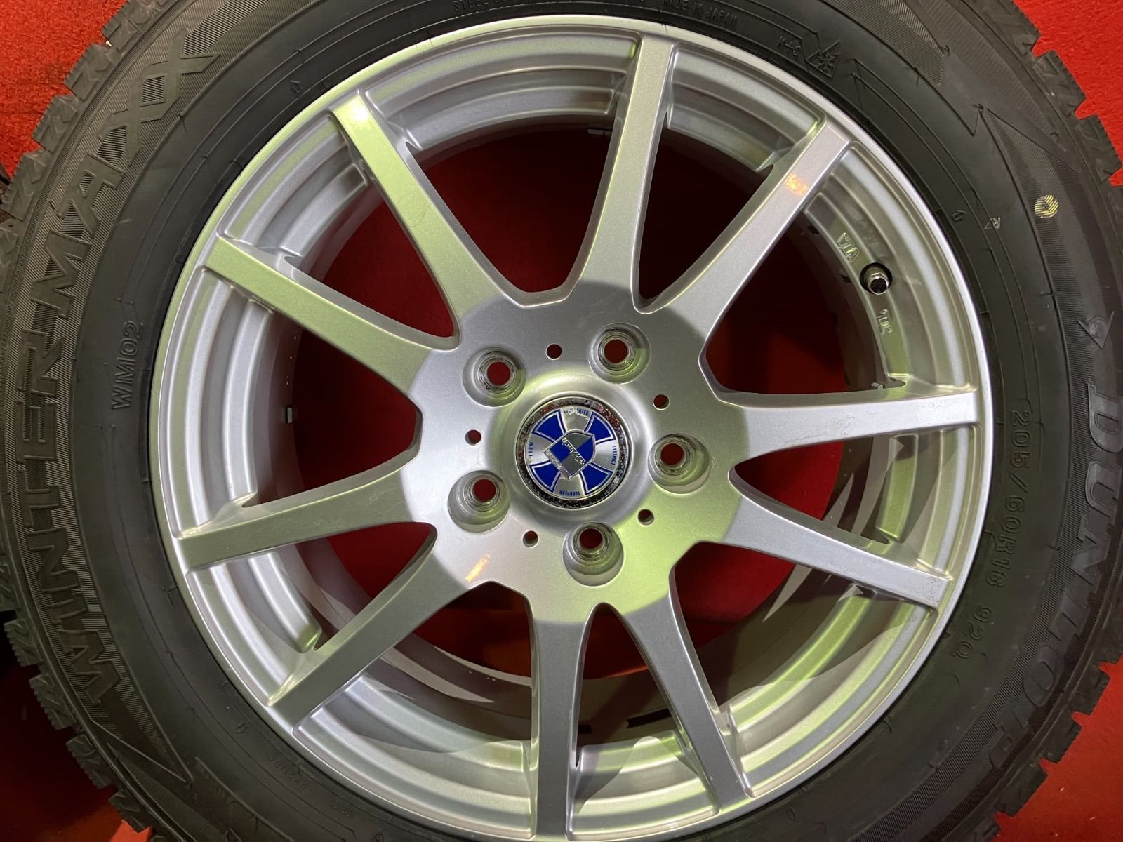 スタッドレスタイヤホイールセット 205 60 R 16 DUNLOP WM 02 x 6 5 53 114 3 H 社外 G Mach 4本SET