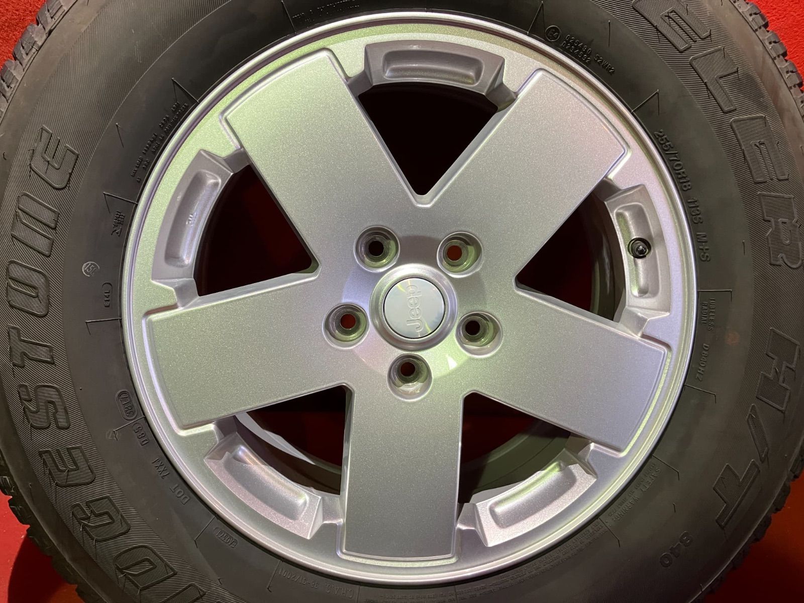  サマータイヤホイールセット 255 70 R 18 DUELER H T 840 x 7 5 44 45 127 hub 72 mm ジープ JKラングラー 4本SET 18インチ タイヤ ホイールセット