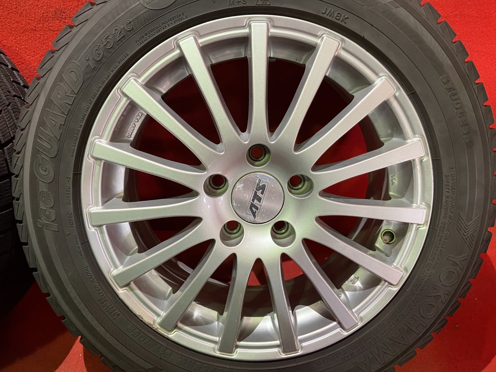 スタッドレスタイヤホイールセット 205 55 R 16 IG 52 C x 7 0 48 112 5 H hub 57 mm 社外 ATS 4本SET