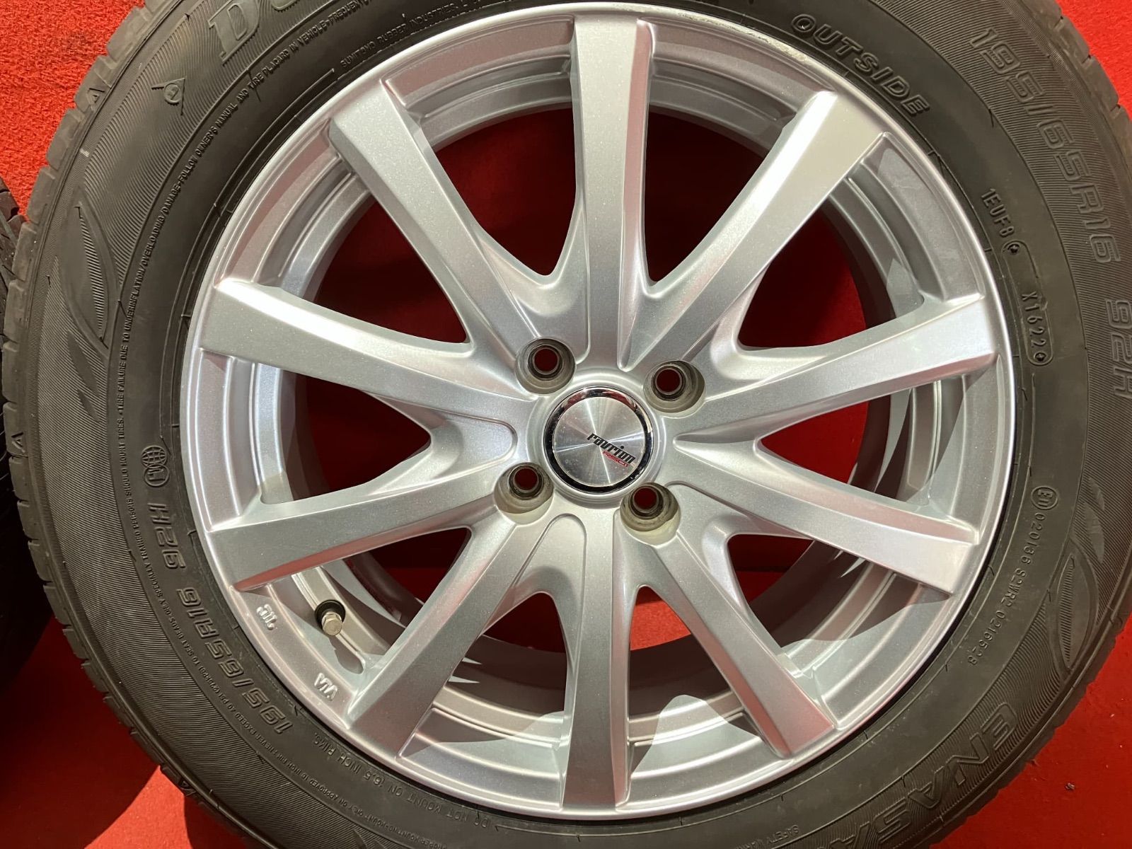 サマータイヤホイールセット 195 65 R 16 DUNLOP EC 300 x 6 0 42 100 4 H 社外 ravrion 4本SET