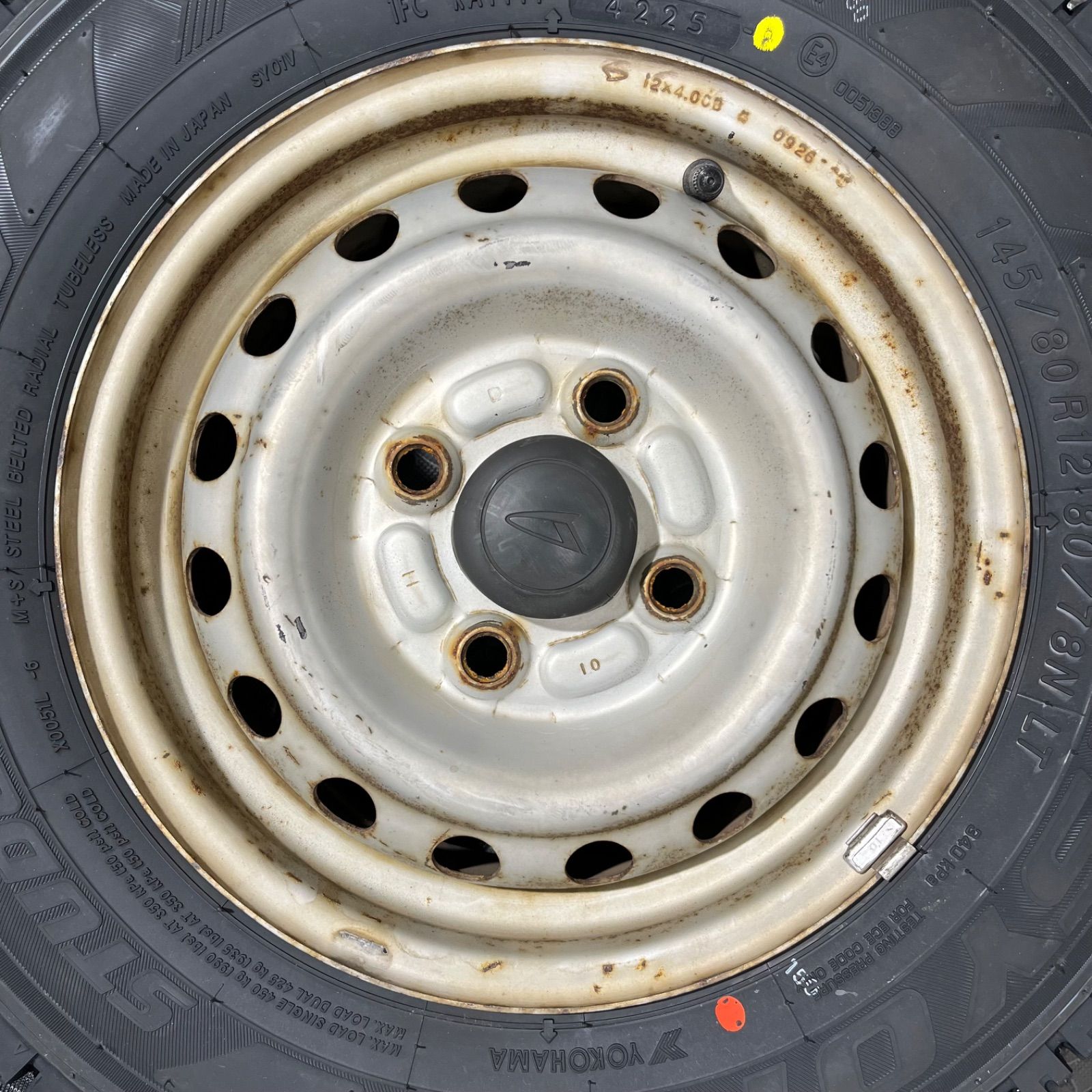 25年製 タイヤ 145 80 R 12 78 N LT ヨコハマ SY 01 ダイハツ ハイゼット スタッドレスタイヤ 冬タイヤ 1184 M