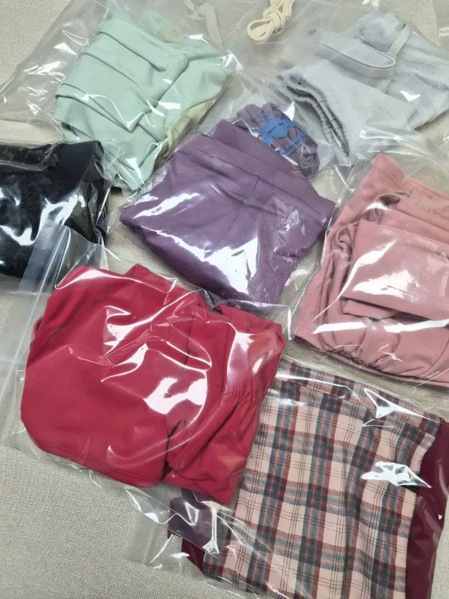 アナンキャ ヌーディー ボーン シャーリング セット シルバー ホワイト S