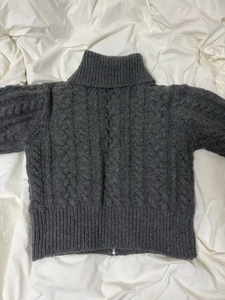 ジップアップ セーター