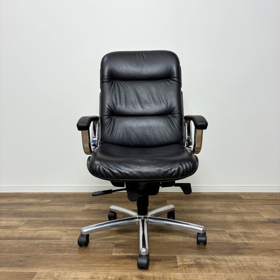 ハイバック ブラック