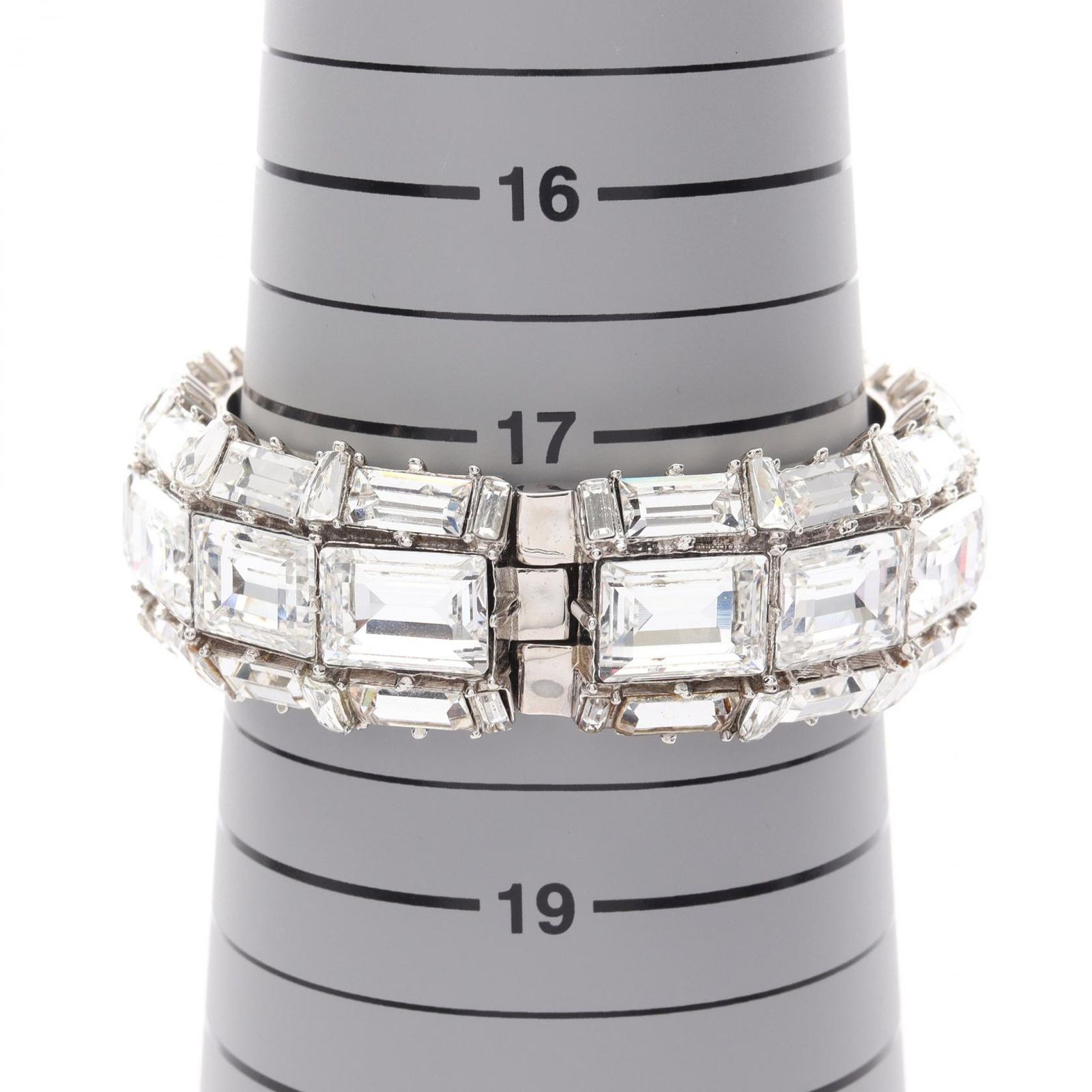 クリスタル バングル