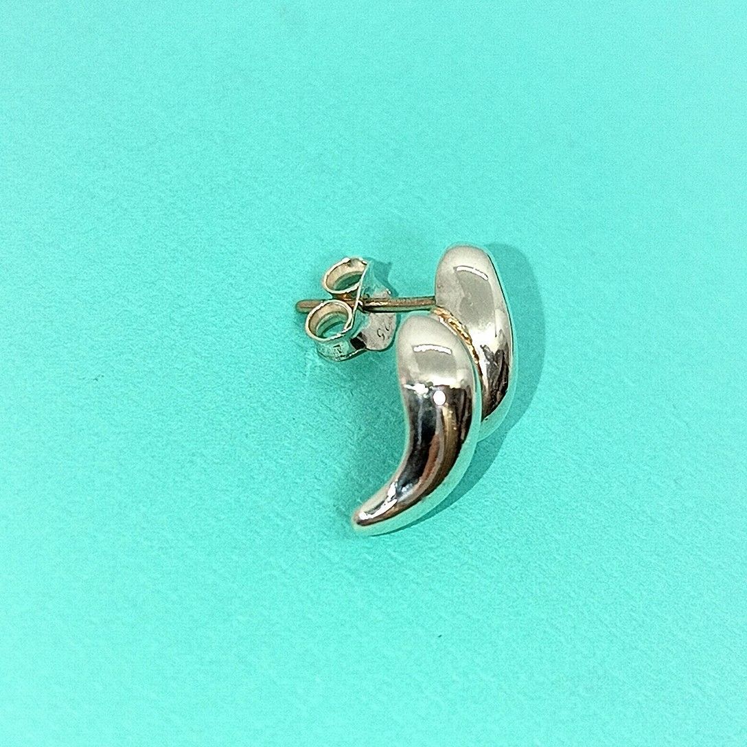 仕上げ ティファニーツイストロープピアス片耳