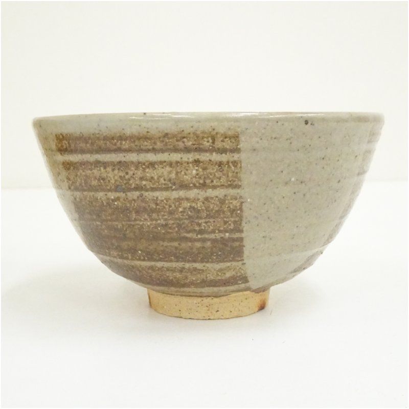 【 抹茶茶碗 】伊羅保茶碗　(孚鮮作)　共箱 抹茶茶碗 】伊羅保茶碗 (孚鮮作) 共箱 抹茶茶碗 】伊羅保茶碗 (孚鮮作