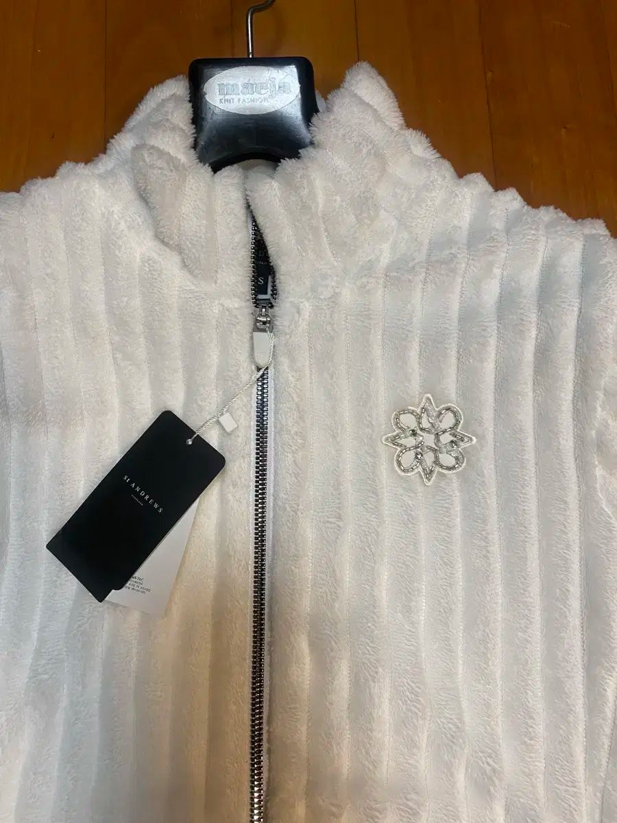  St ANDREWS セント アンドリュース レディース フェイクファー ジャージ ジップアップ S 55-55半 その他 レディースウェア