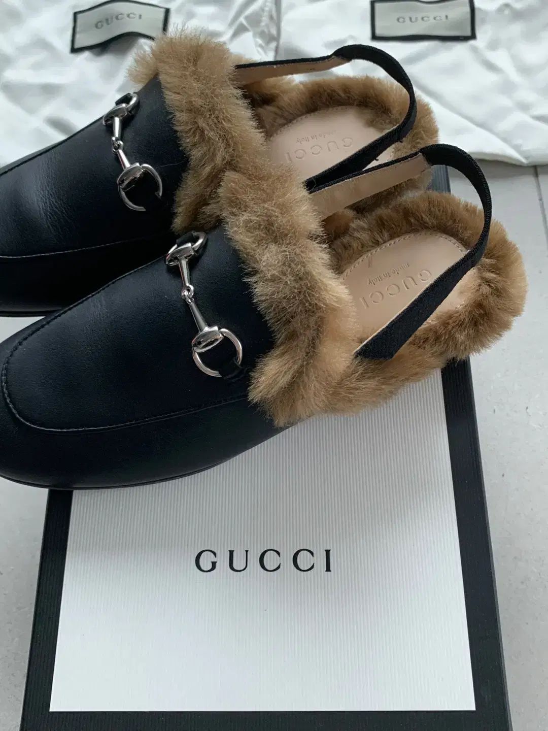 ファー ミュール