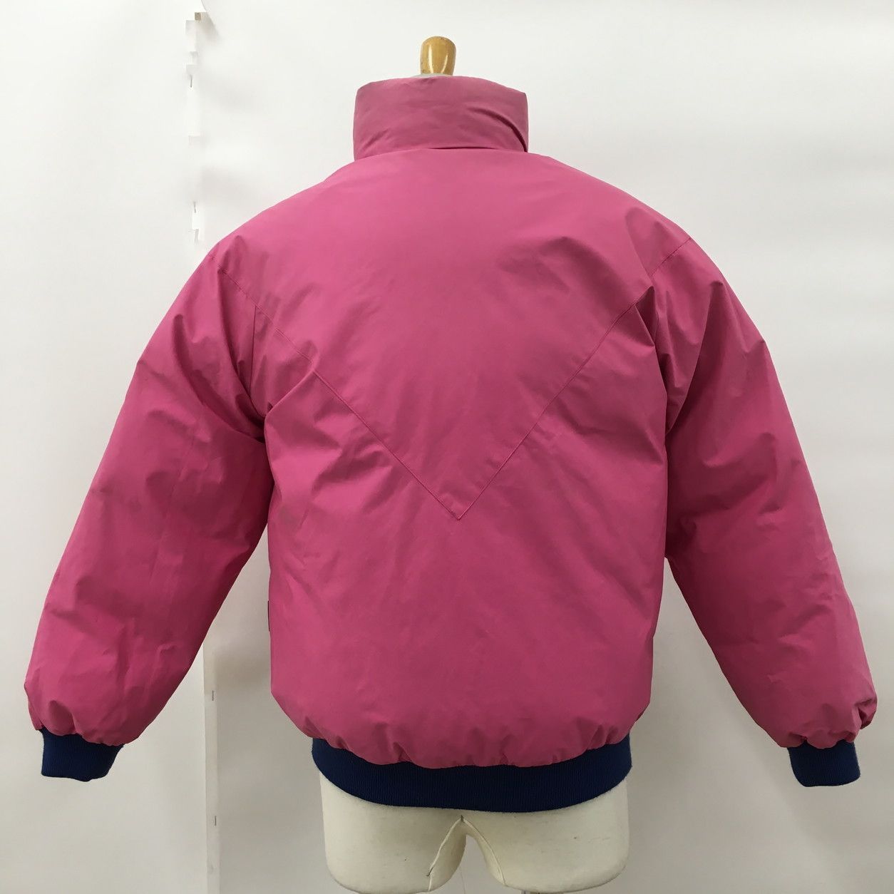 モンクレール MONCLER ダウンジャケット 9 ネイビー/ピンク アシックス