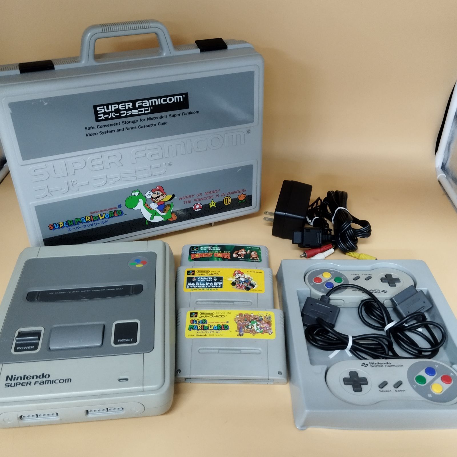 D12783 スーファミ 本体 後期型 SHVC-001 1CHIP-02 収納ケース ソフト 3本