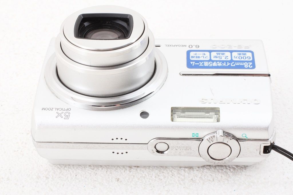カメラ 美品 OLYMPUS オリンパス CAMEDIA FE-200 デジカメ 600万画素