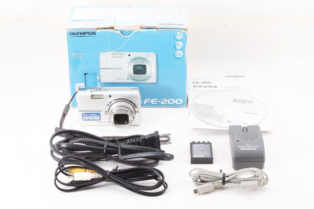 カメラ 美品 OLYMPUS オリンパス CAMEDIA FE-200 デジカメ 600万画素