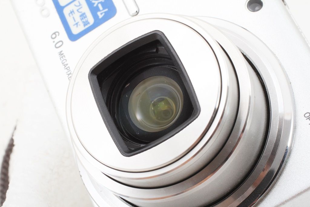 カメラ 美品 OLYMPUS オリンパス CAMEDIA FE-200 デジカメ 600万画素