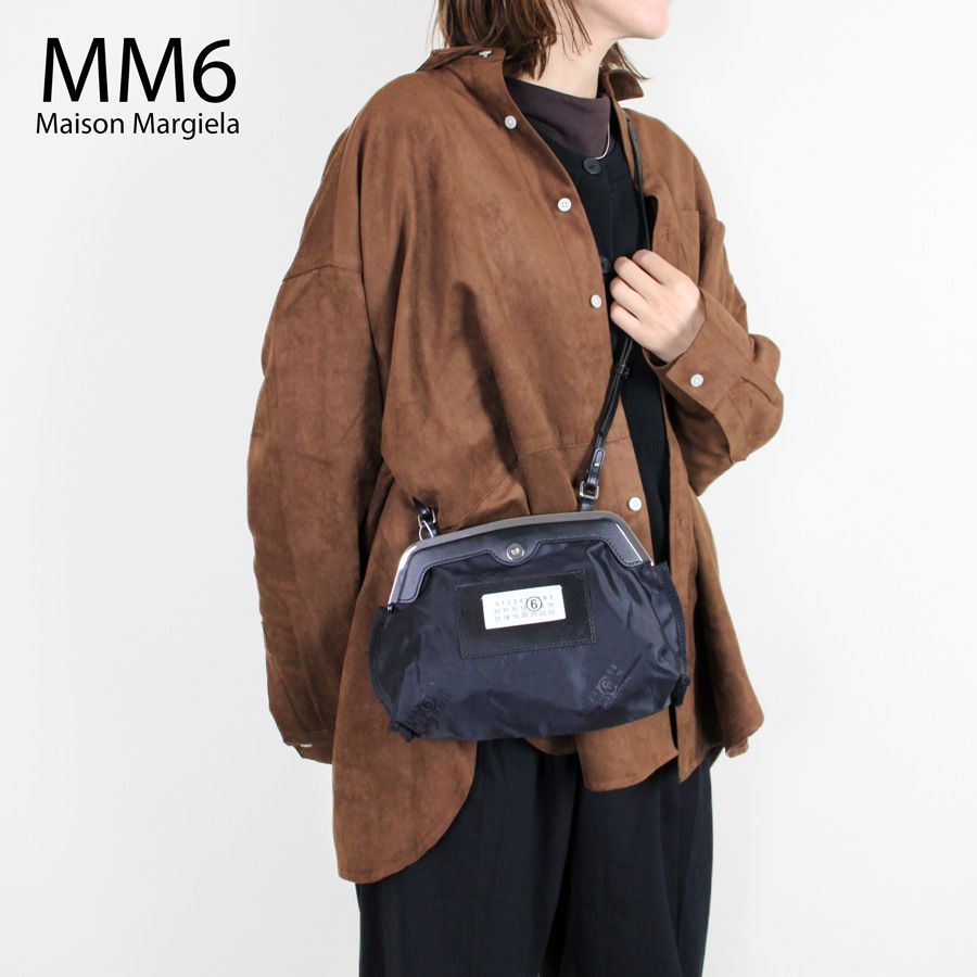 商品 MM 6 MAISON エムエム6 メゾンマルジェラ P 8503 リバースポシェット ミニ
