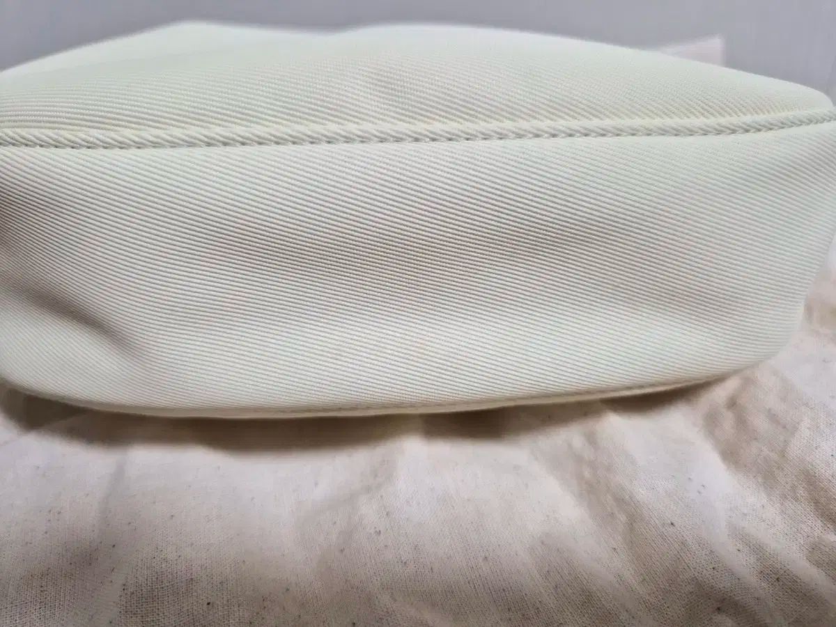 クローウェスト