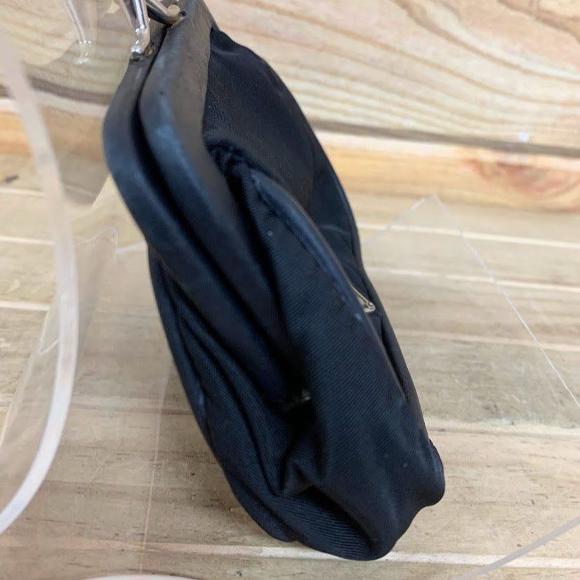 PRADA ケース 小銭入れ テスートナイロン がま口 三角プレート 黒