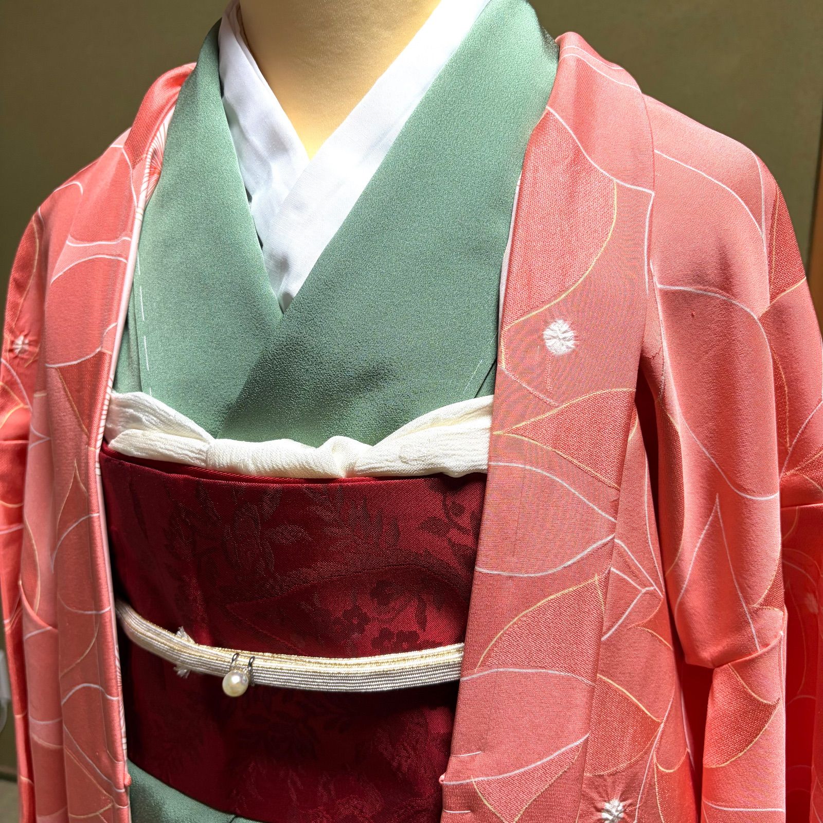 J 029 長羽織 サーモンピンク 葉っぱ 絞り しつけ糸付き