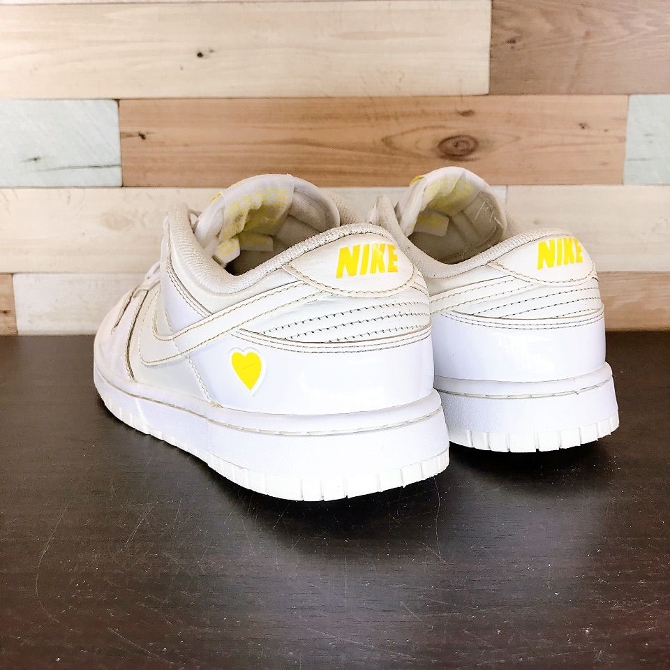 NIKE DUNK LOW ナイキ ダンク ローカット ホワイト イエローハート