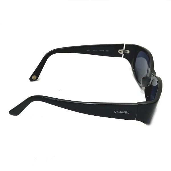 サングラス ブランド小物